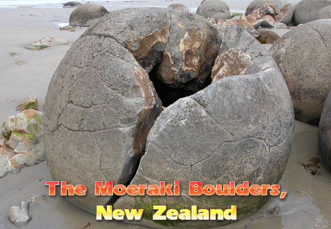 The-Moeraki-Boulders-New-Zealand