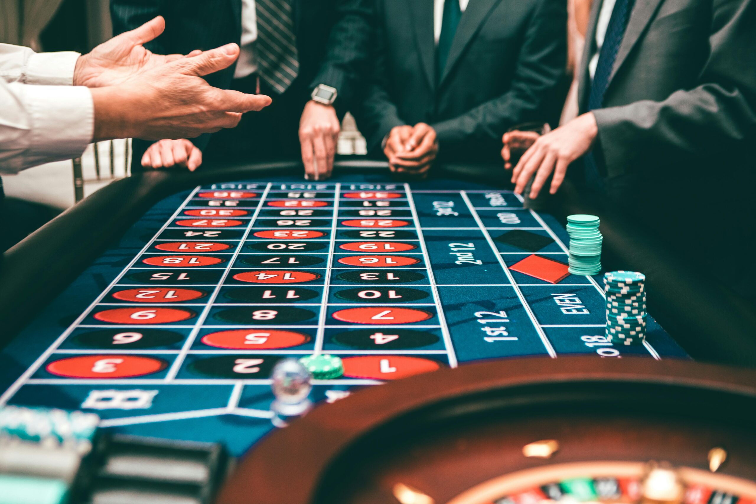 Why Avid Players Should Keep Up With Casino Blog Articles